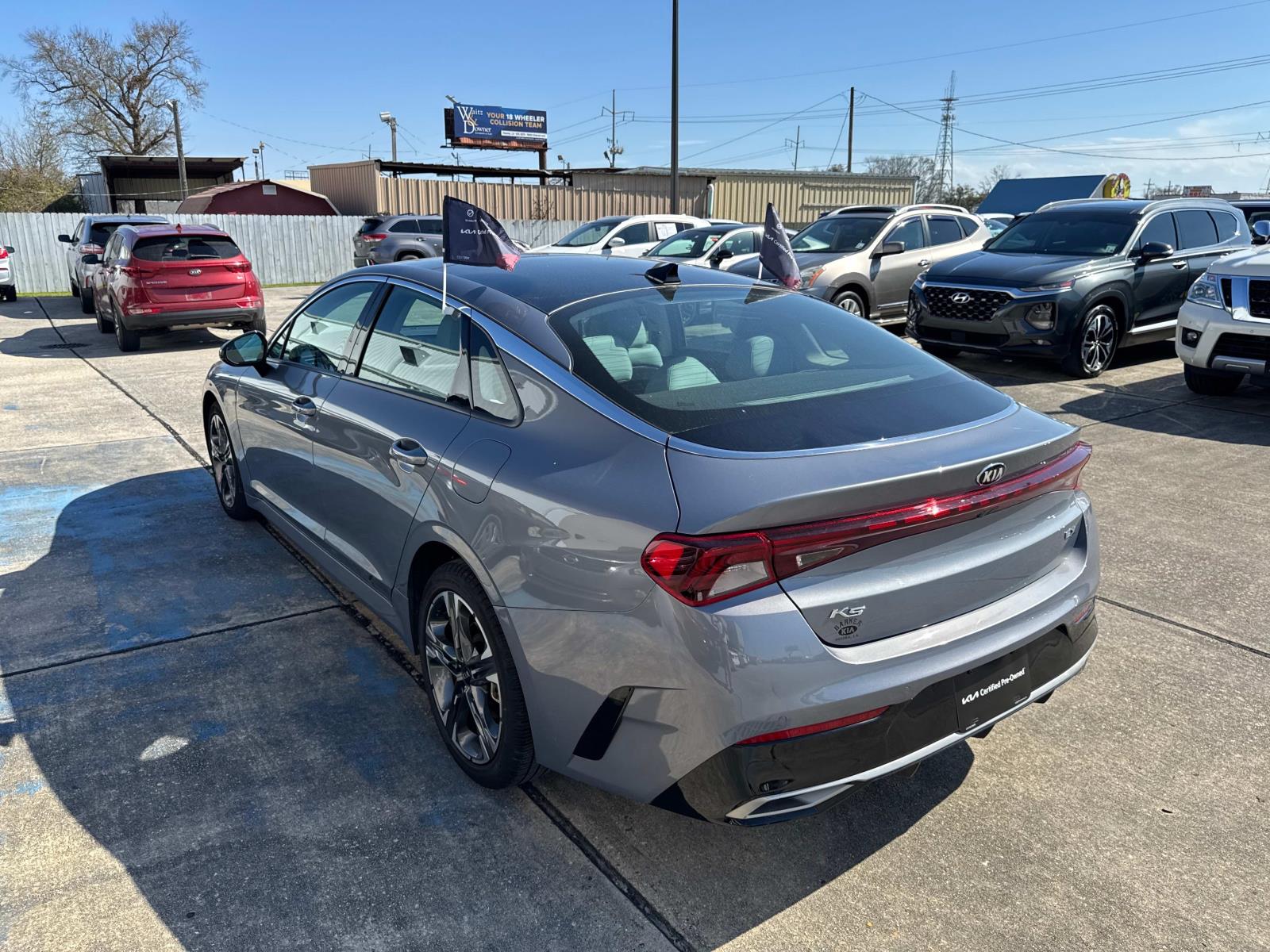 2021 Kia K5 EX photo