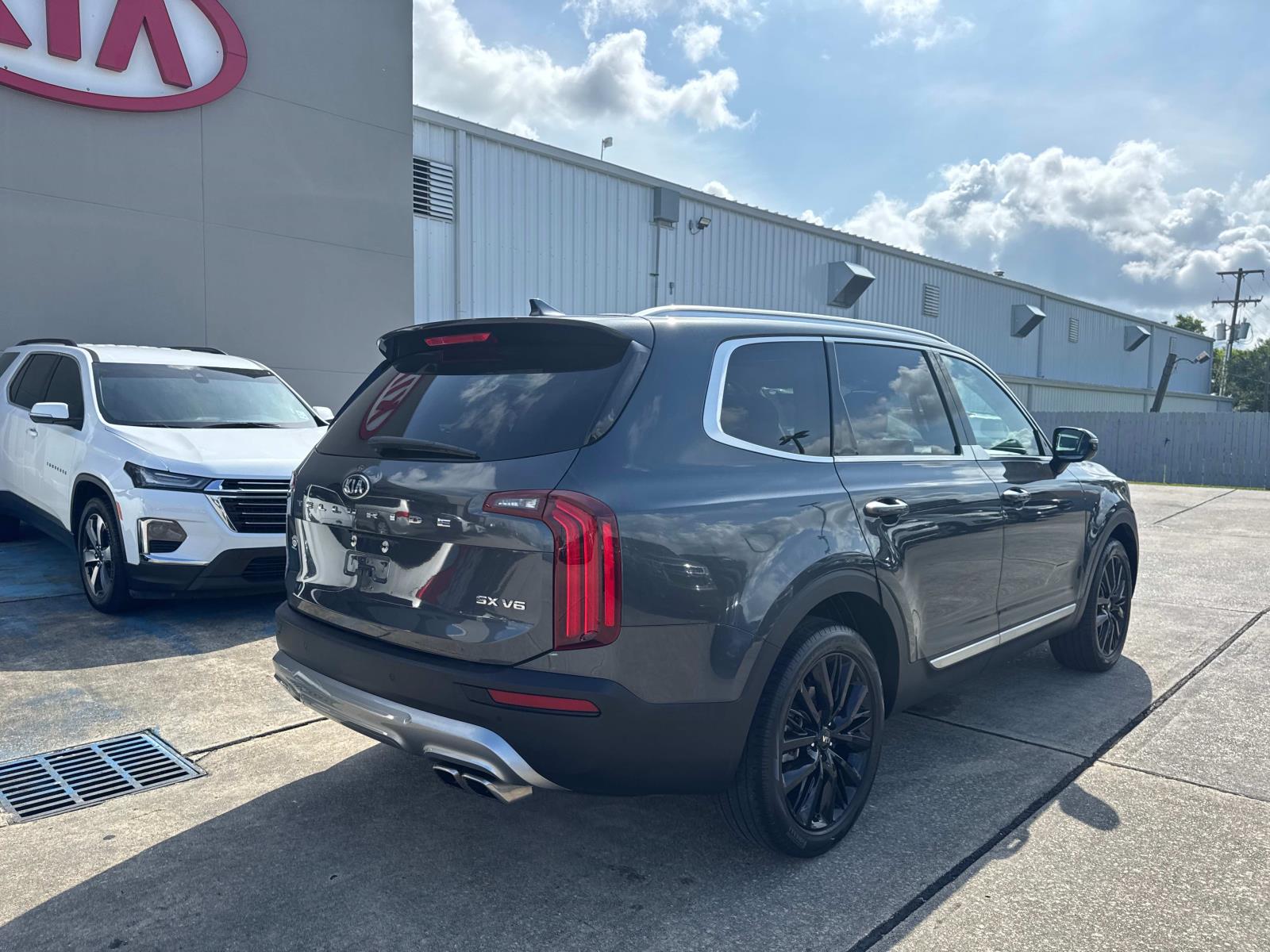 2020 Kia Telluride SX photo