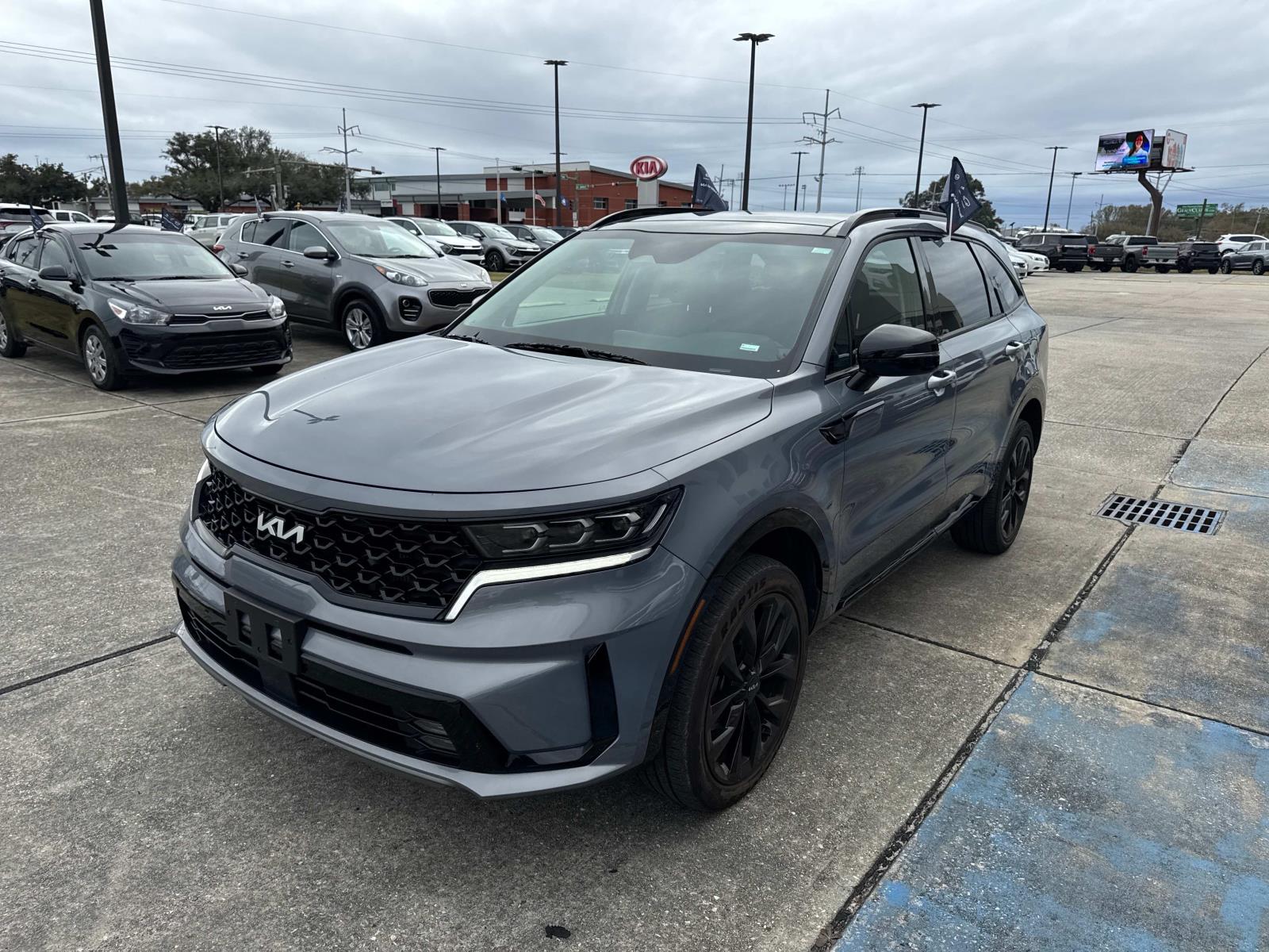 2022 Kia Sorento SX photo