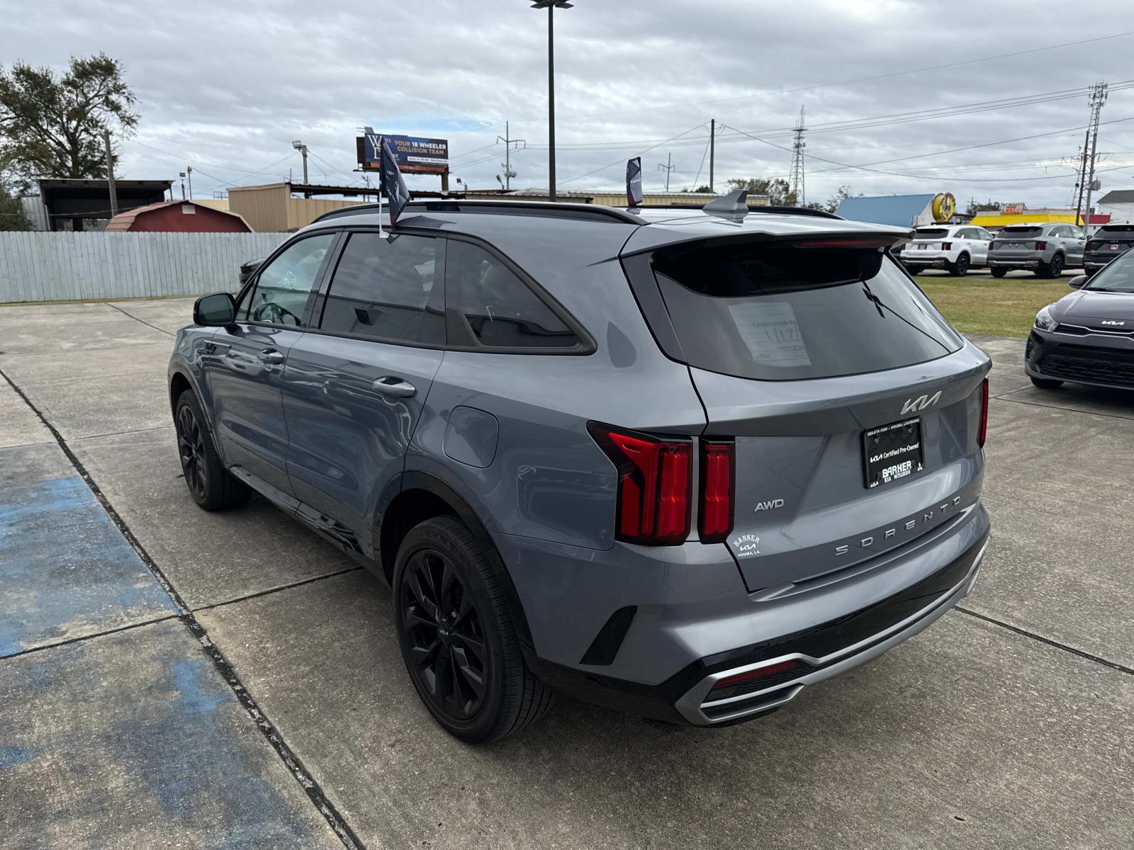 2022 Kia Sorento SX photo