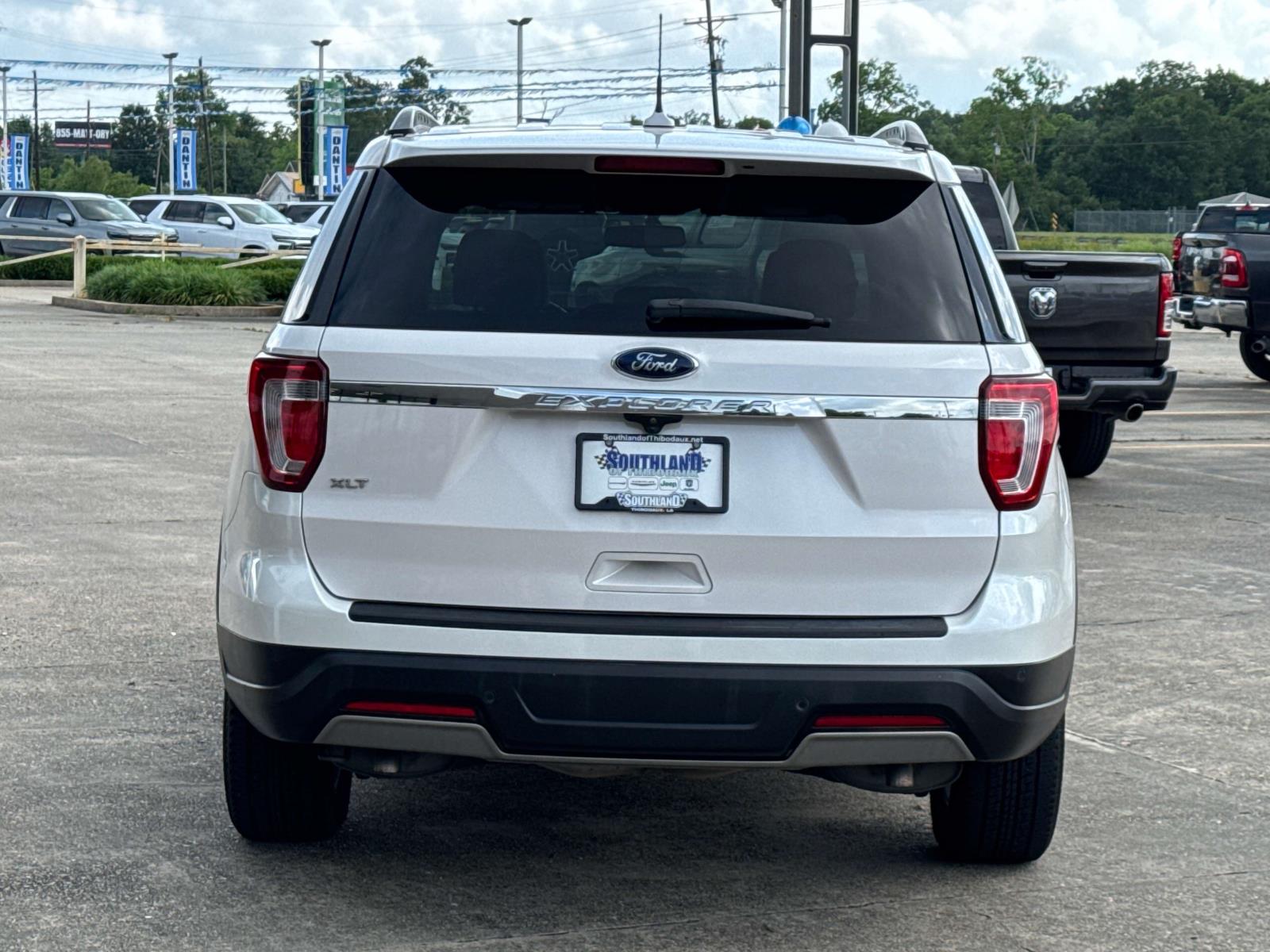 2019 Ford Explorer XLT FWD photo