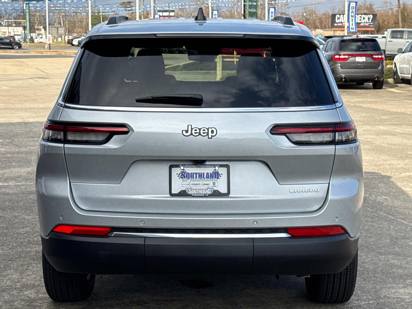 2025 Jeep Grand Cherokee L Laredo X 4x2 photo