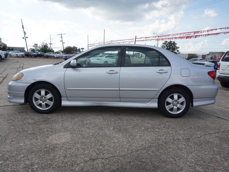 2006 Toyota Corolla CE photo