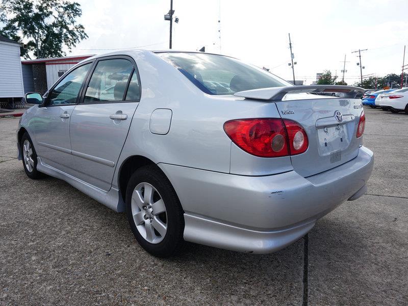 2006 Toyota Corolla CE photo