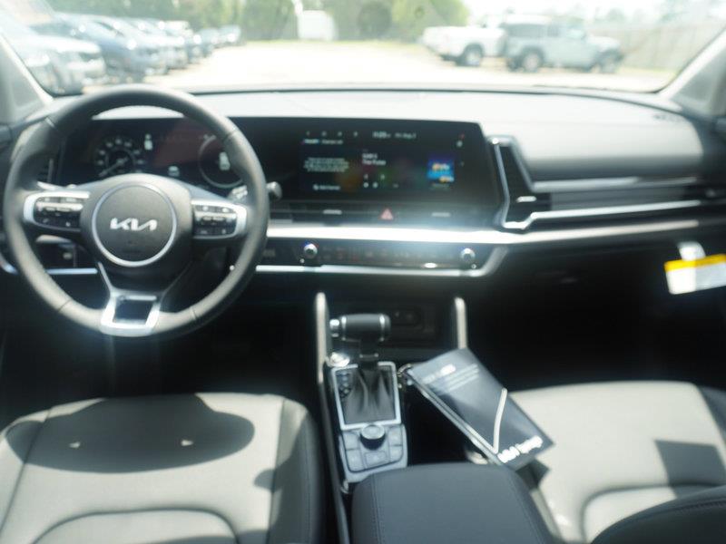 2025 Kia Sportage SX photo