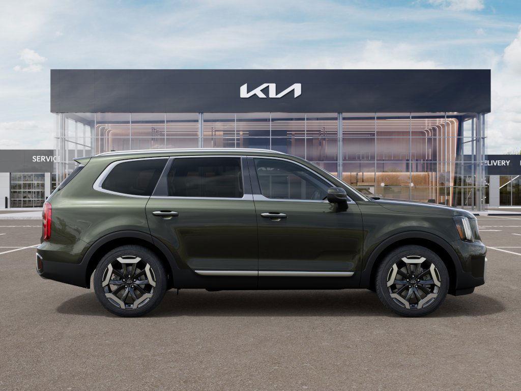 2025 Kia Telluride S photo