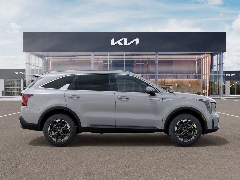 2025 Kia Sorento S photo