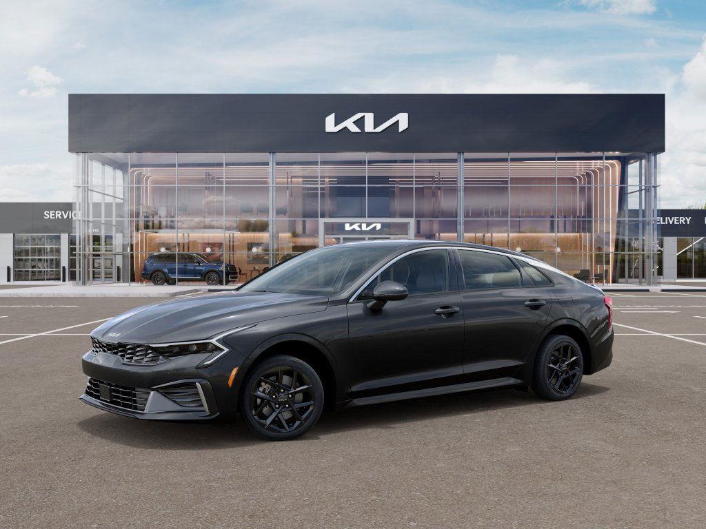 2025 Kia K5 LXS photo