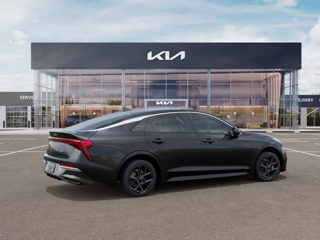 2025 Kia K5 LXS photo