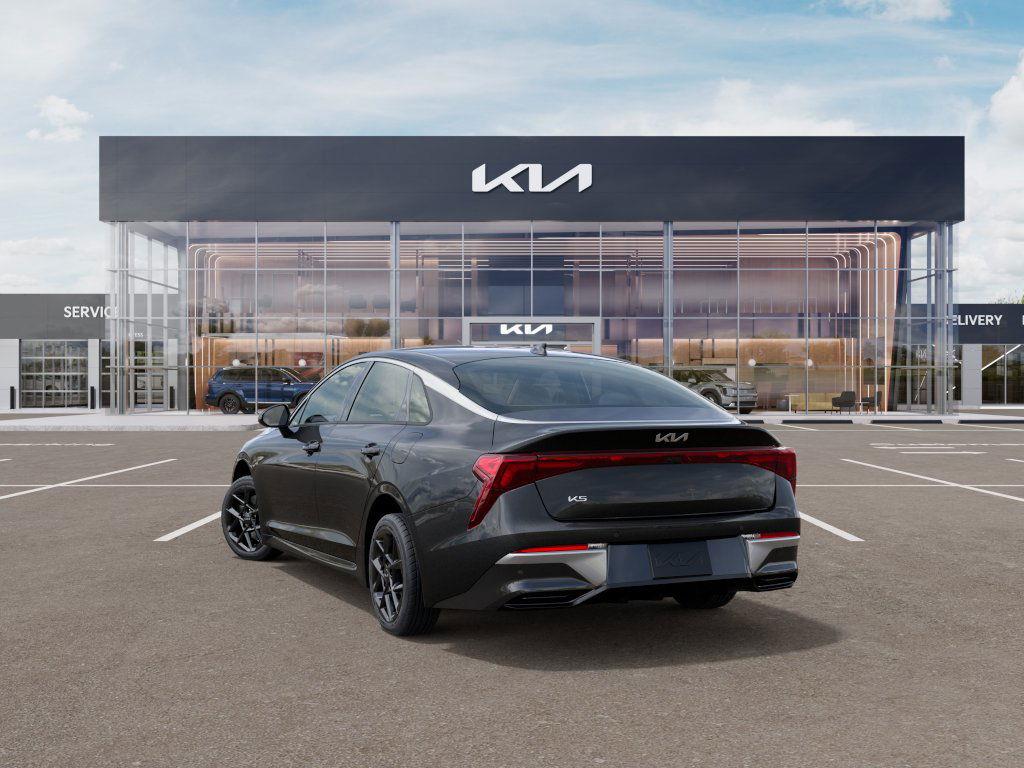 2025 Kia K5 LXS photo
