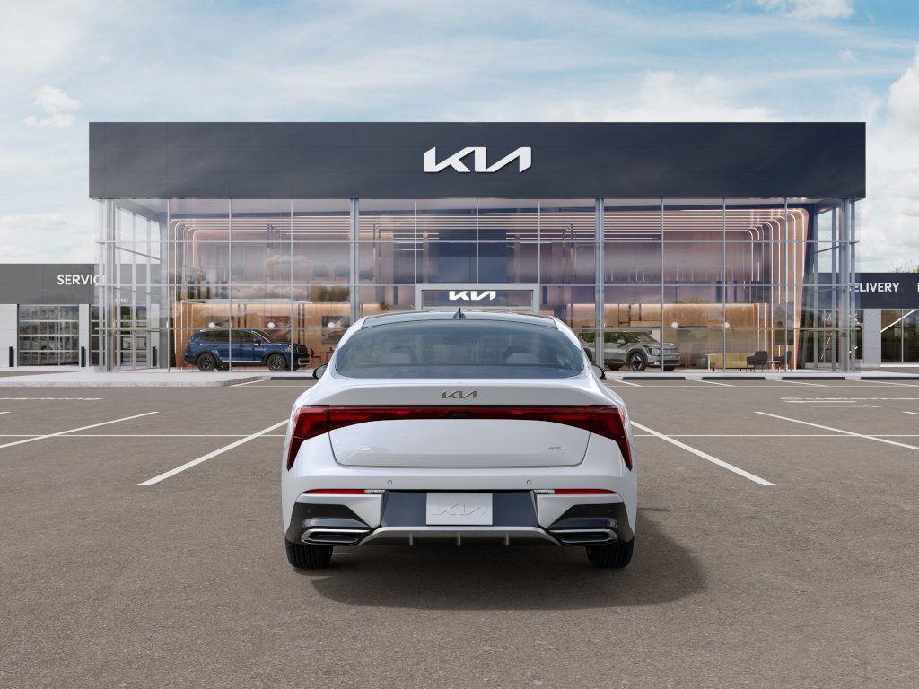 2025 Kia K5 GT-Line photo