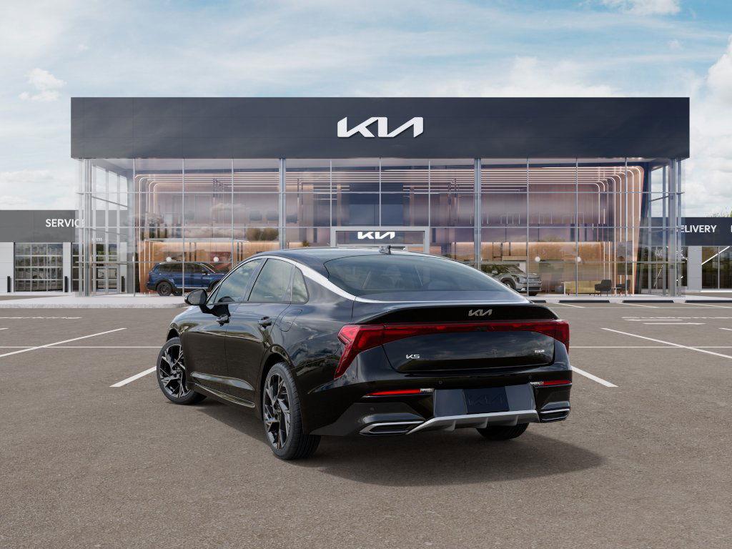 2025 Kia K5 GT-Line photo