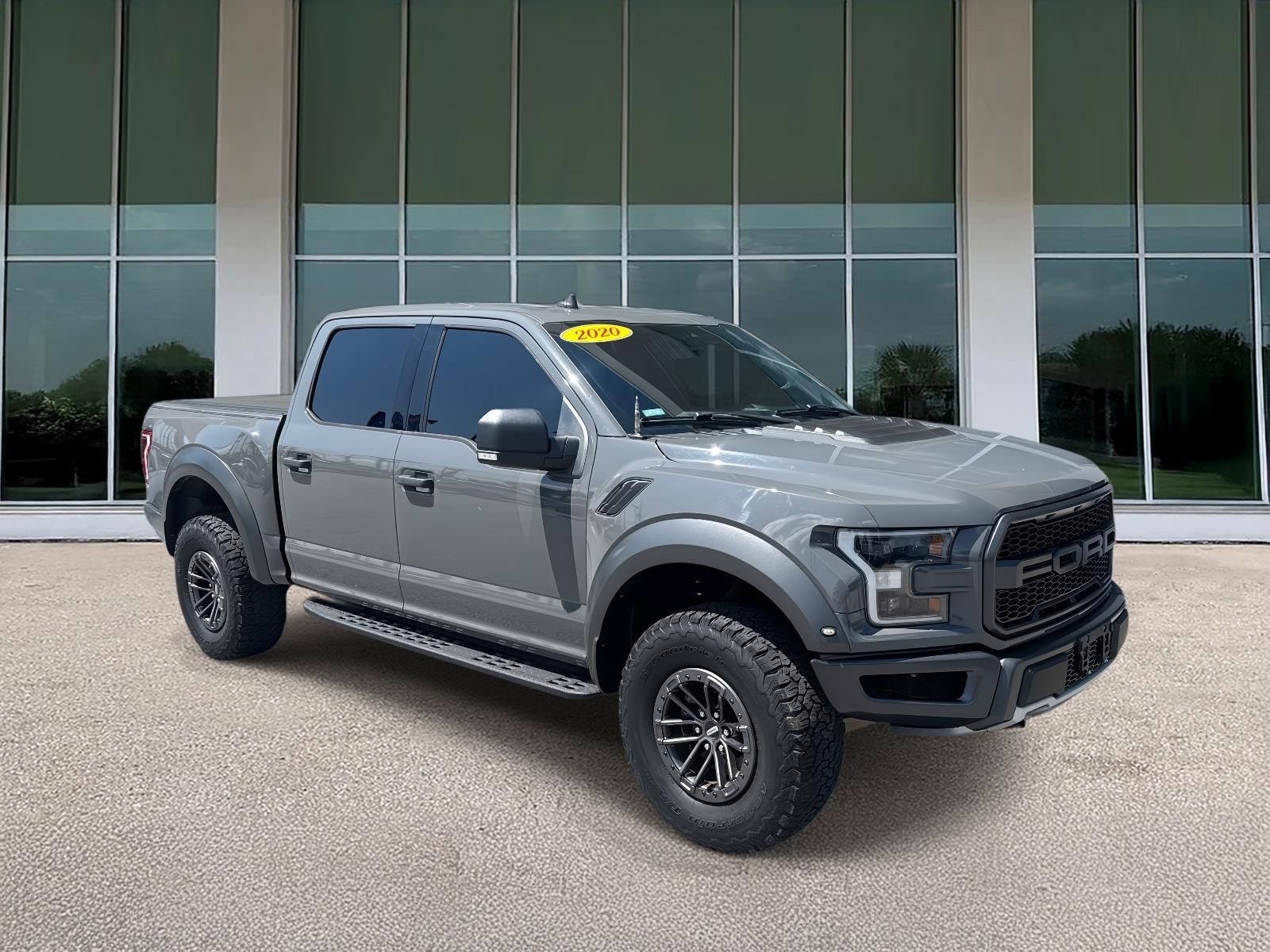 2020 Ford F-150 Raptor 4WD SuperCrew 5.5' Box photo