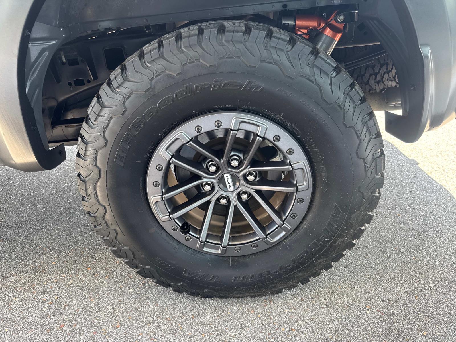 2020 Ford F-150 Raptor 4WD SuperCrew 5.5' Box photo