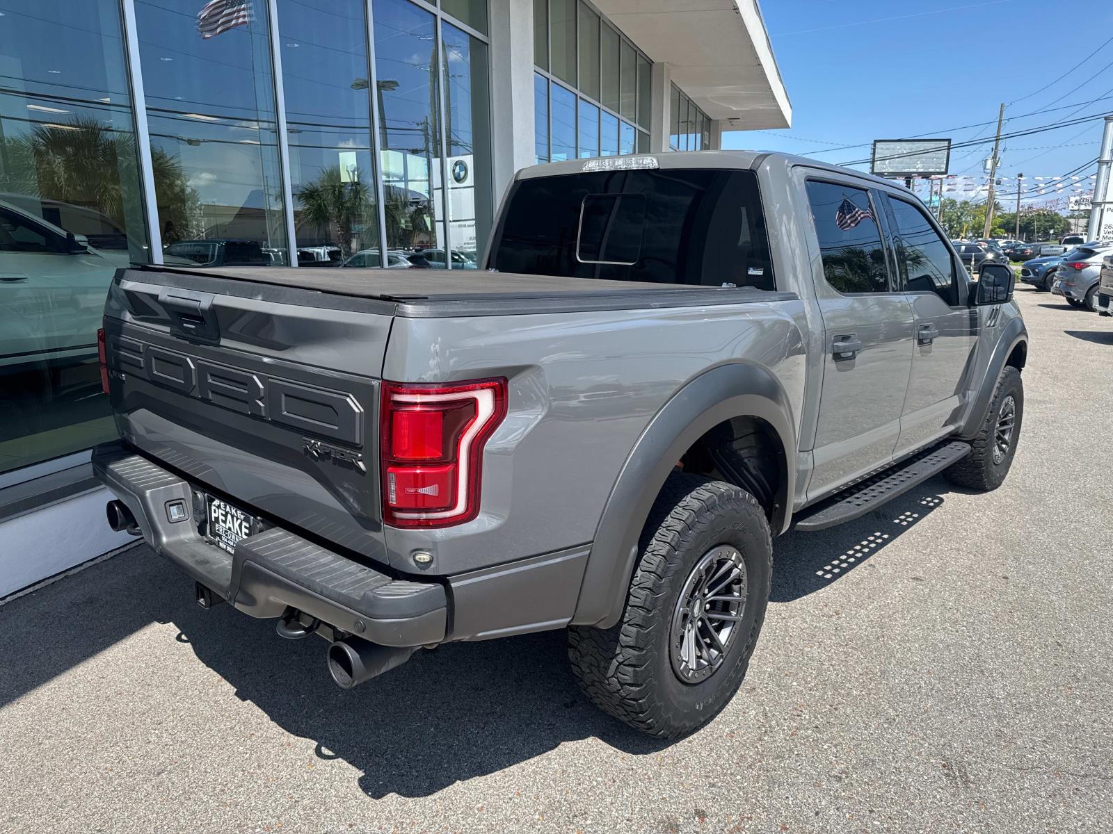2020 Ford F-150 Raptor 4WD SuperCrew 5.5' Box photo