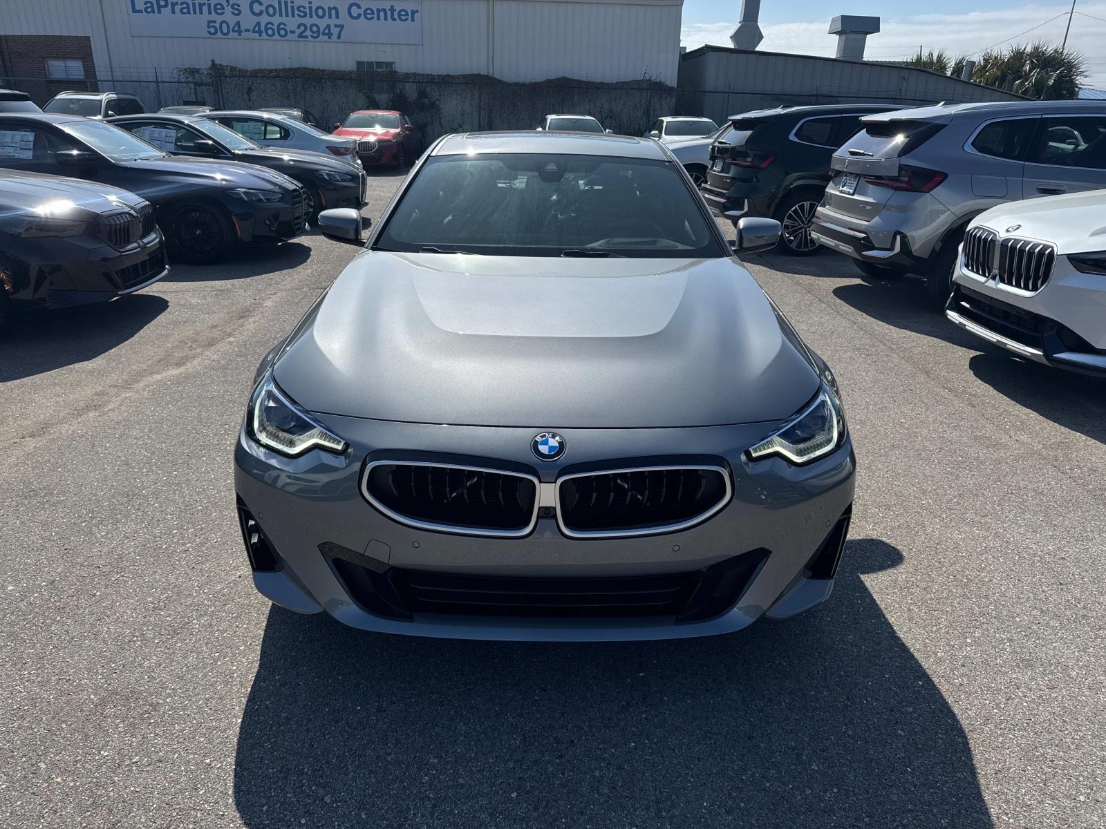 2025 BMW 2 Series 230i photo