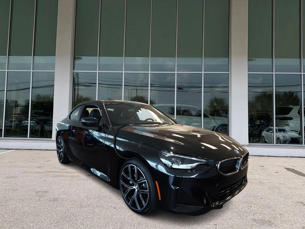 2024 BMW 2 Series 230iCP photo