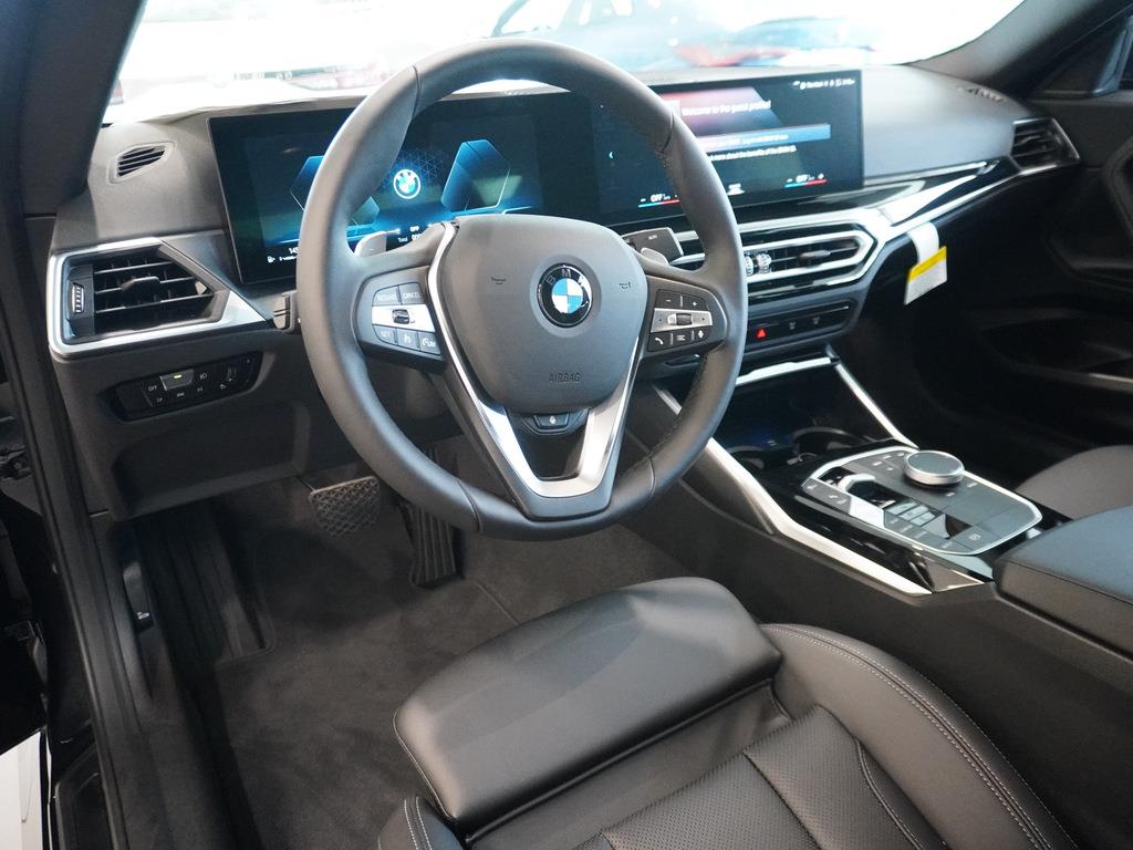 2024 BMW 2 Series 230iCP photo