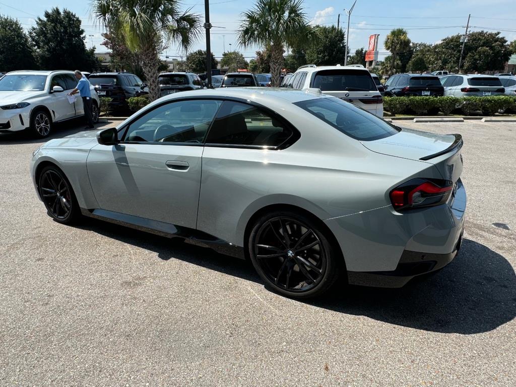 2024 BMW 2 Series 230i photo