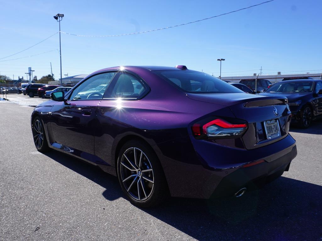 2024 BMW 2 Series 230iCP photo
