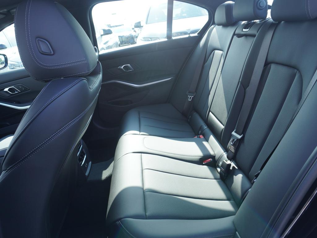 2024 BMW 3-Series M340i photo