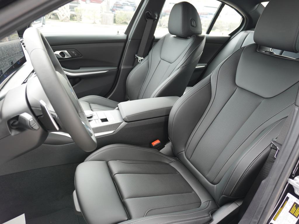 2024 BMW 3-Series 330i photo