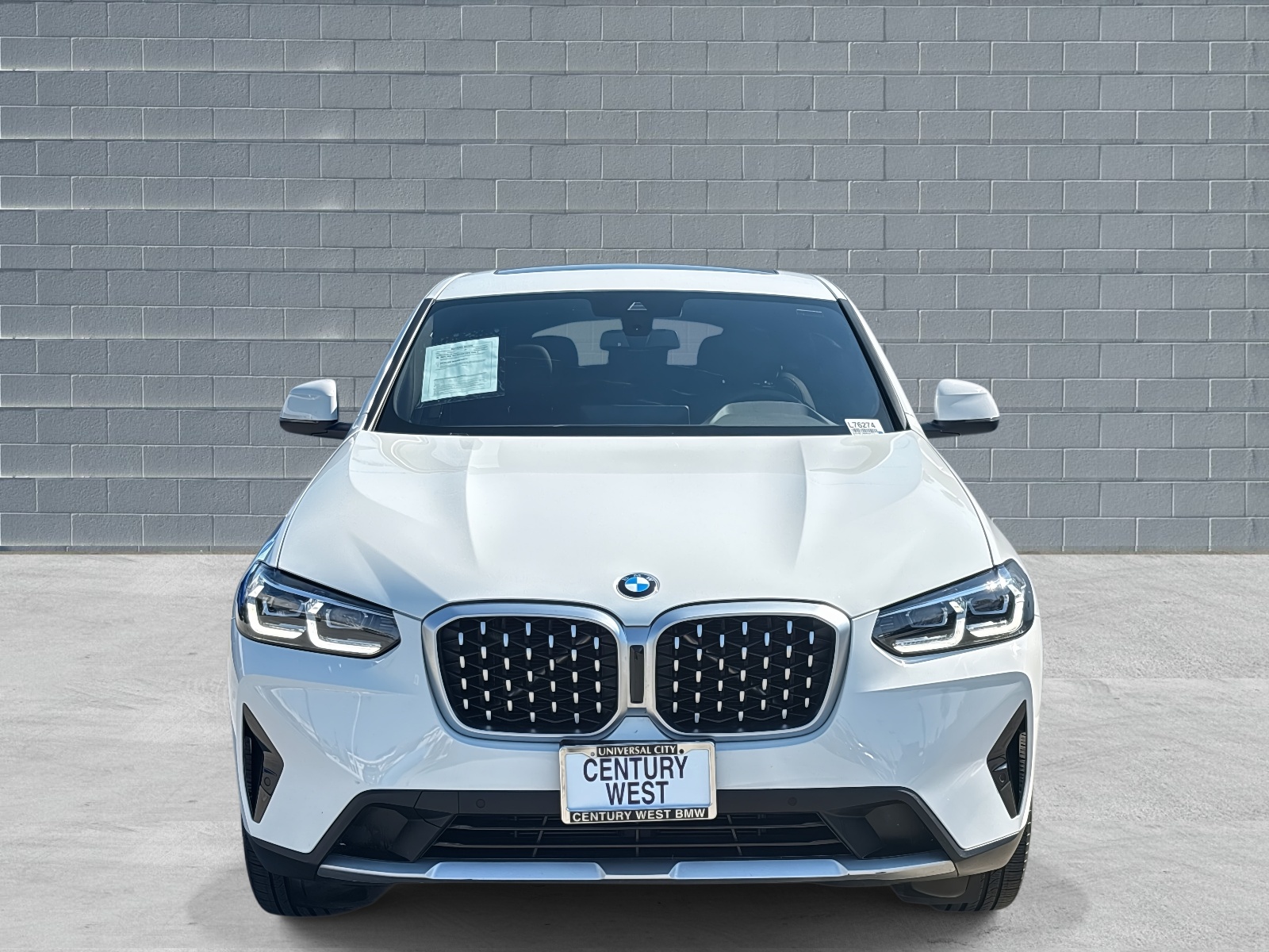 View vehicle photo 3