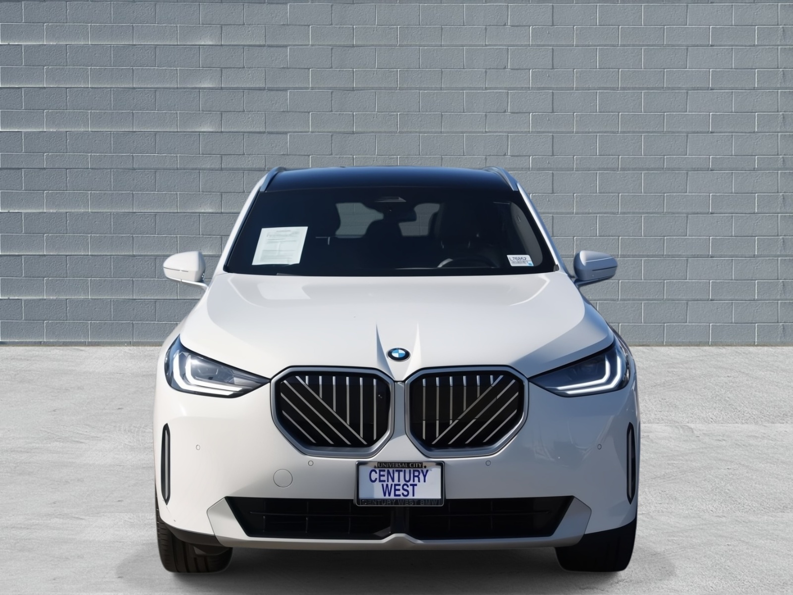 View vehicle photo 2