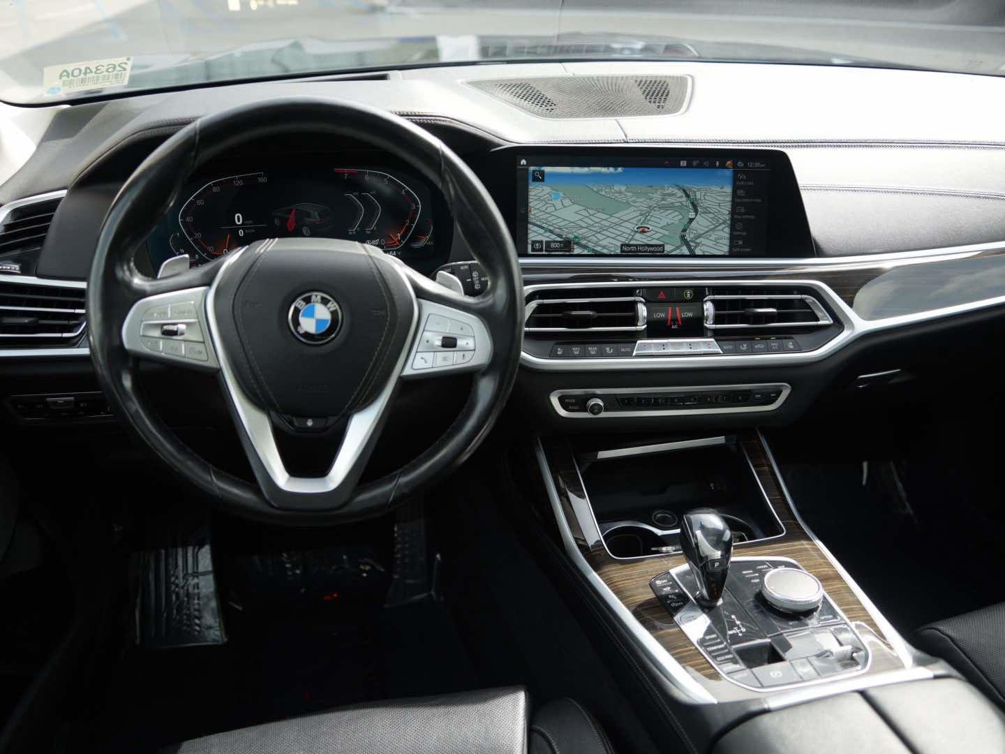 View vehicle photo 7