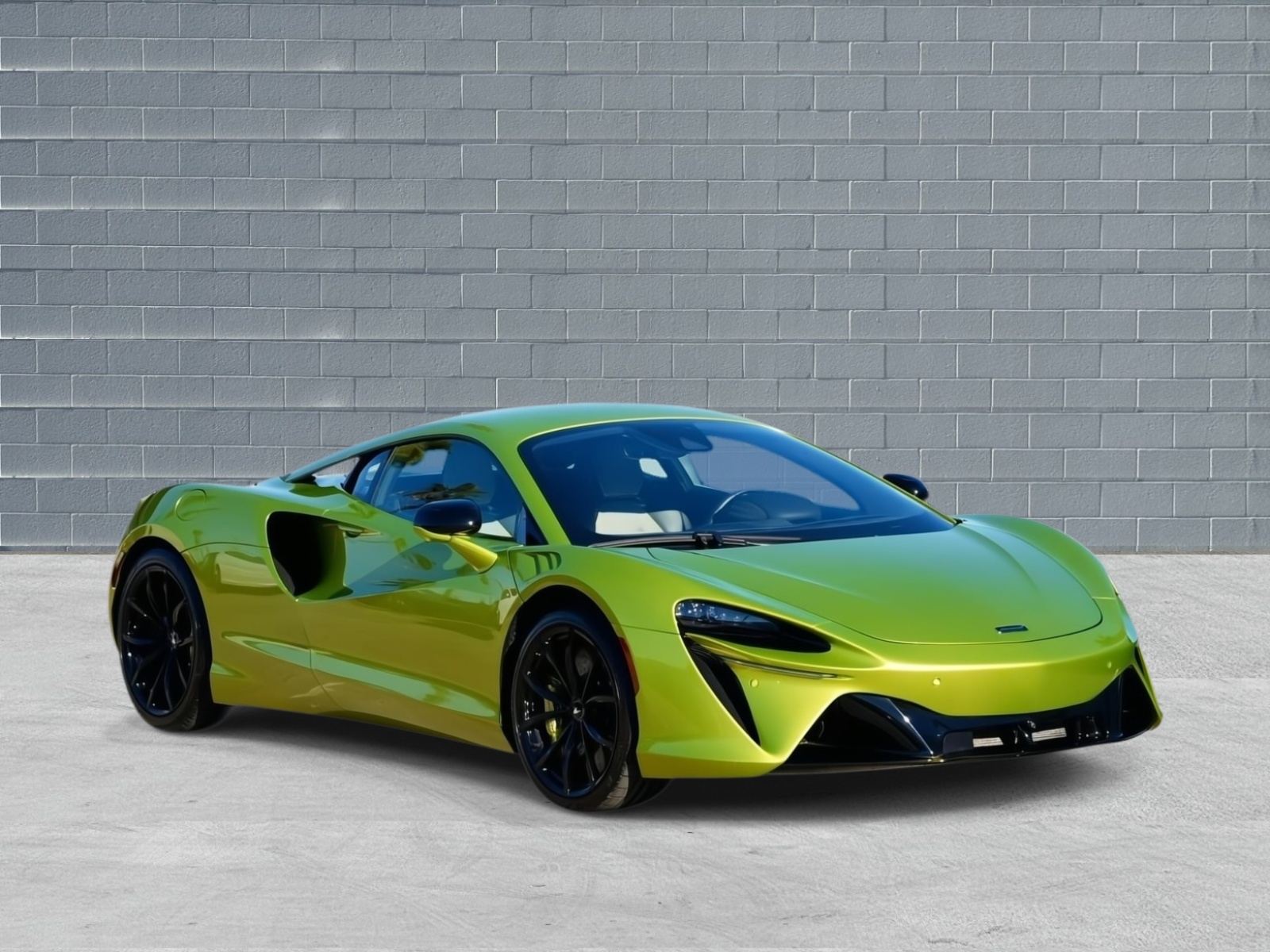 View vehicle photo 2