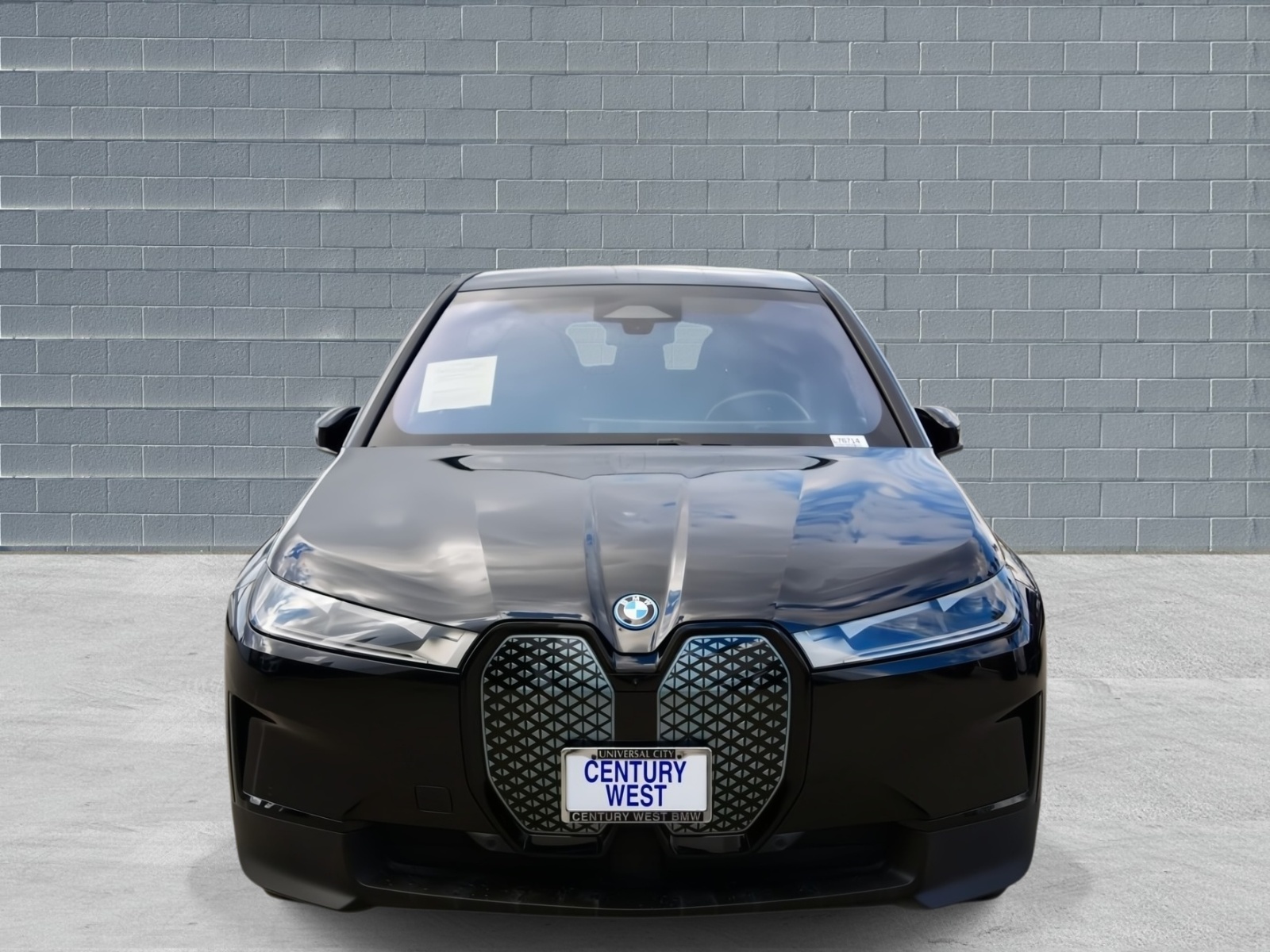 View vehicle photo 2