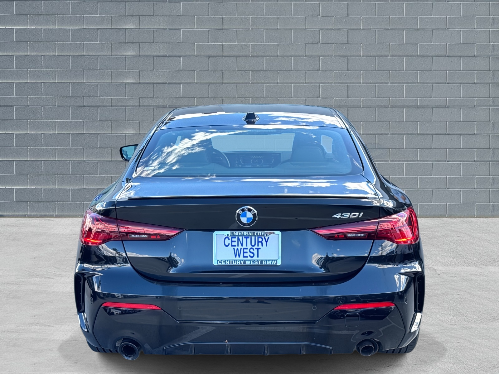 View vehicle photo 4