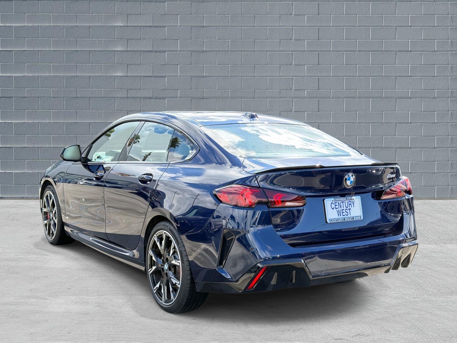 View vehicle photo 3