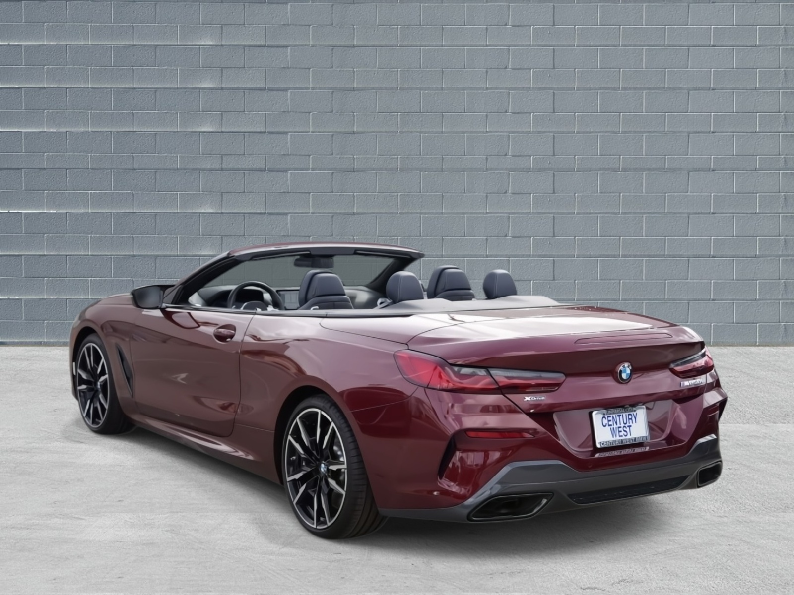 View vehicle photo 4