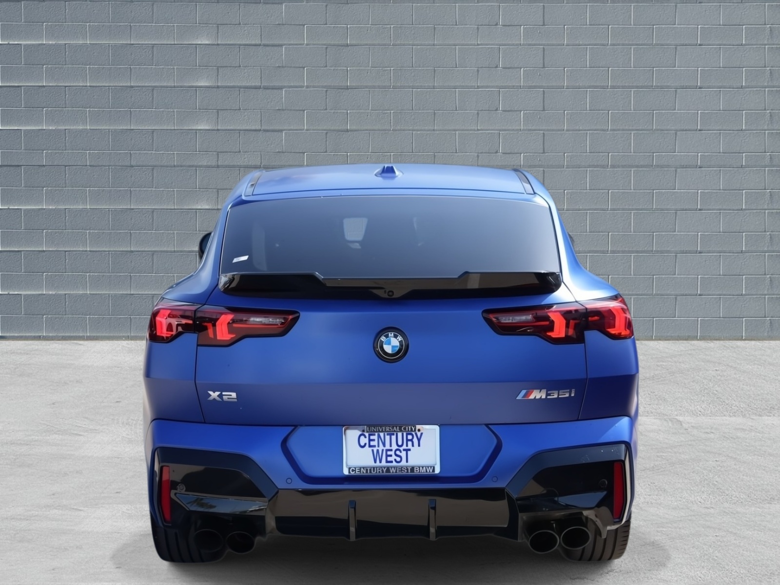 View vehicle photo 4
