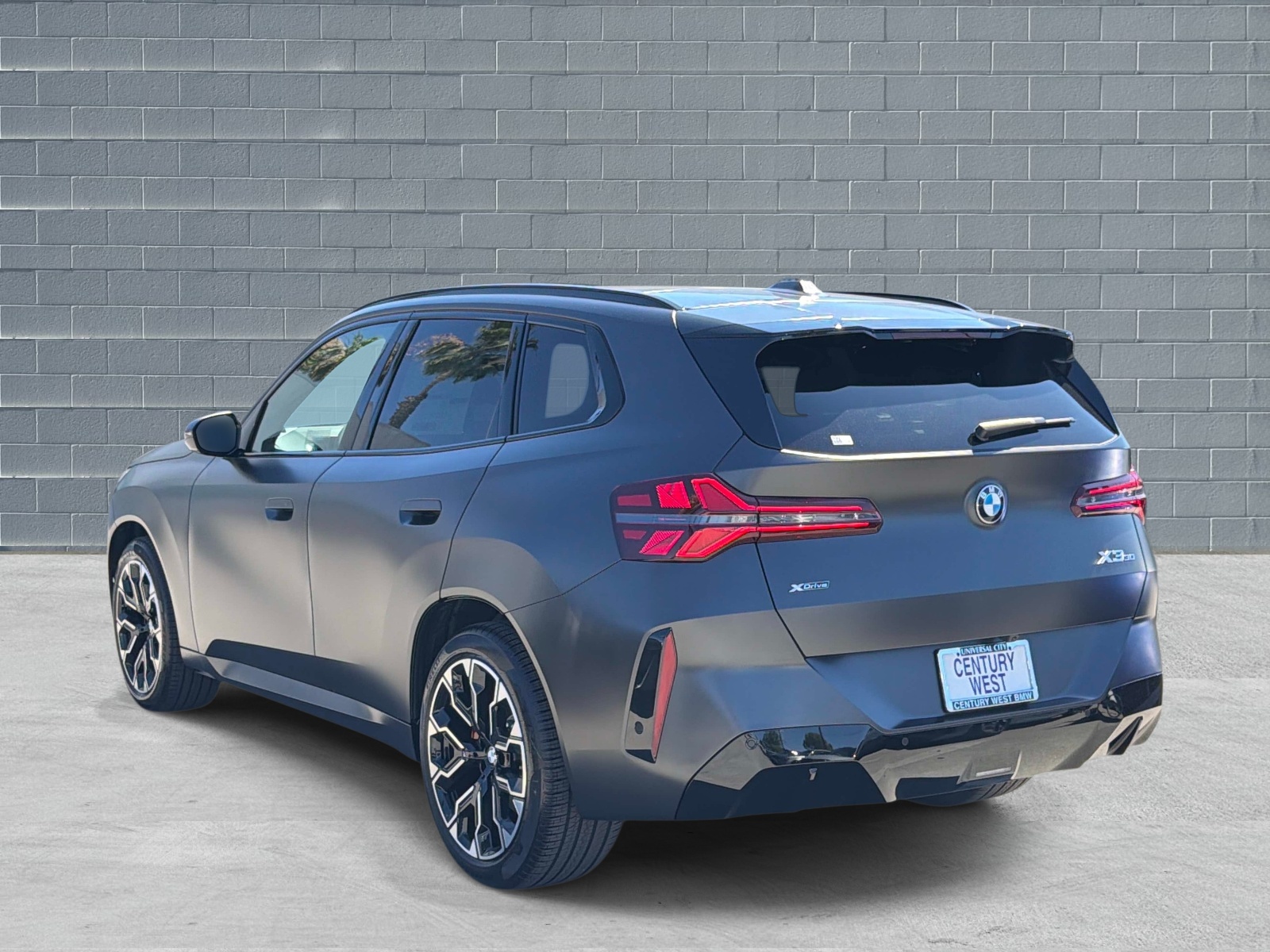 View vehicle photo 3