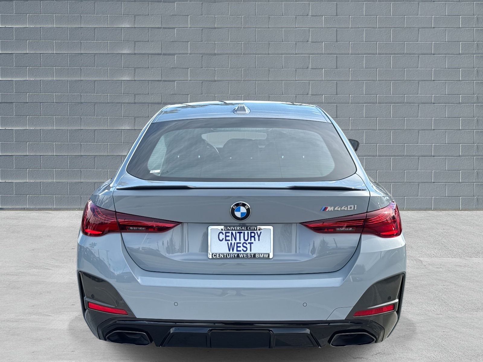View vehicle photo 4