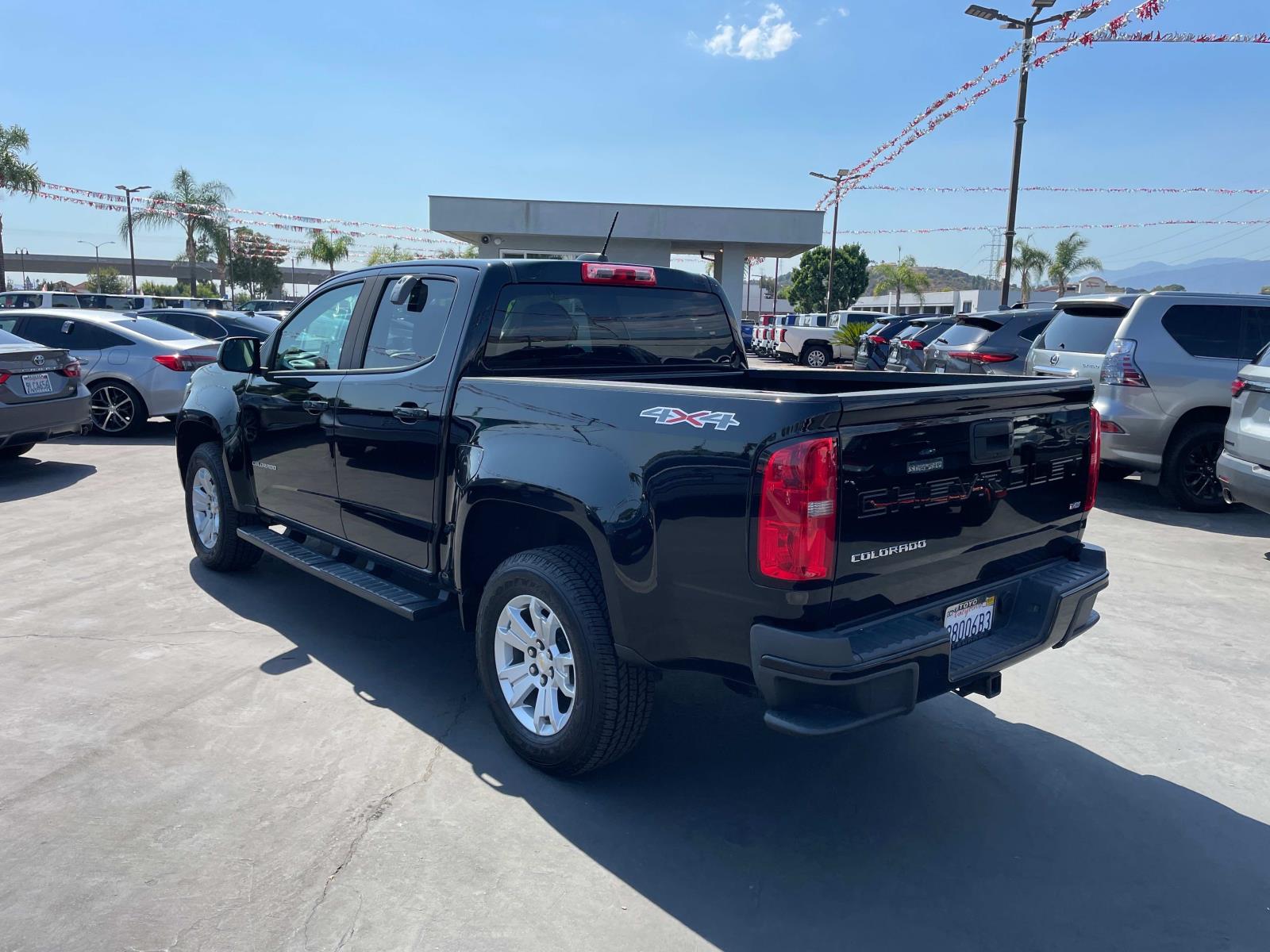 2021 Chevrolet Colorado LT photo 6