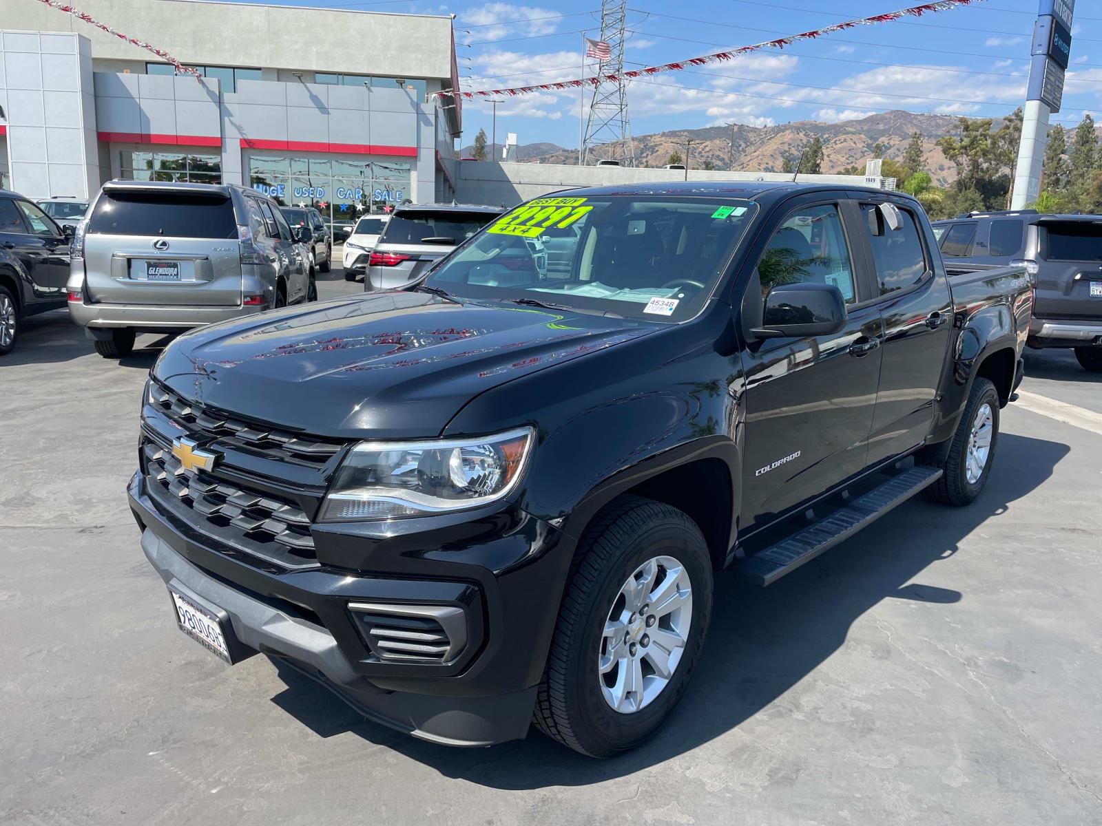 2021 Chevrolet Colorado LT photo 8