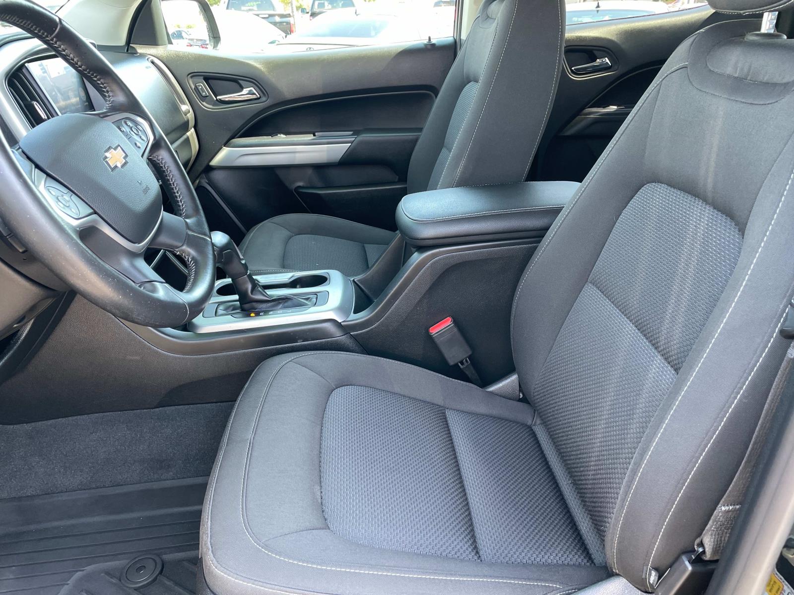 2021 Chevrolet Colorado LT photo 20