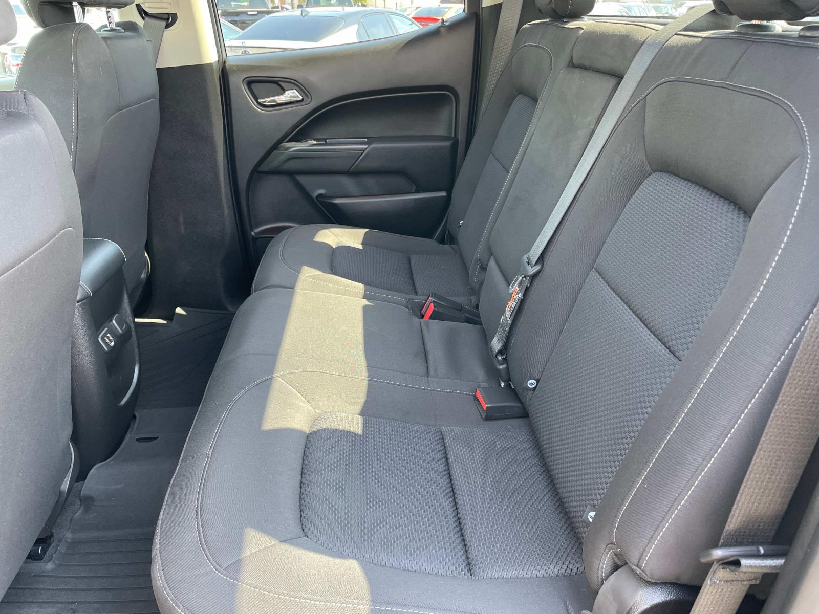 2021 Chevrolet Colorado LT photo 23