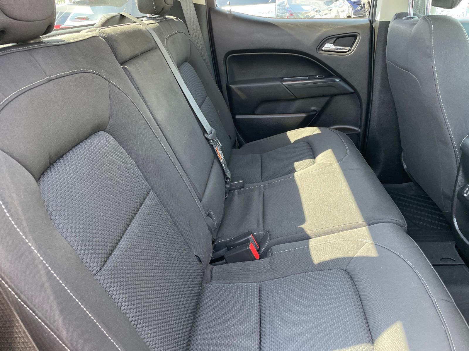 2021 Chevrolet Colorado LT photo 24