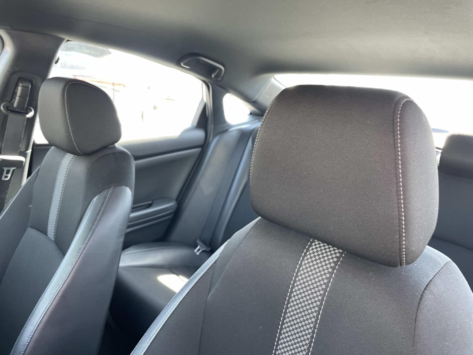 2021 Honda Civic Sport photo 22