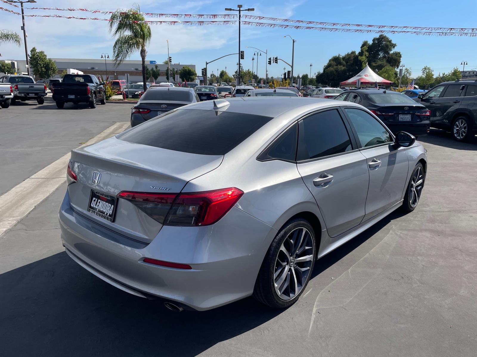 2022 Honda Civic Sport photo 4