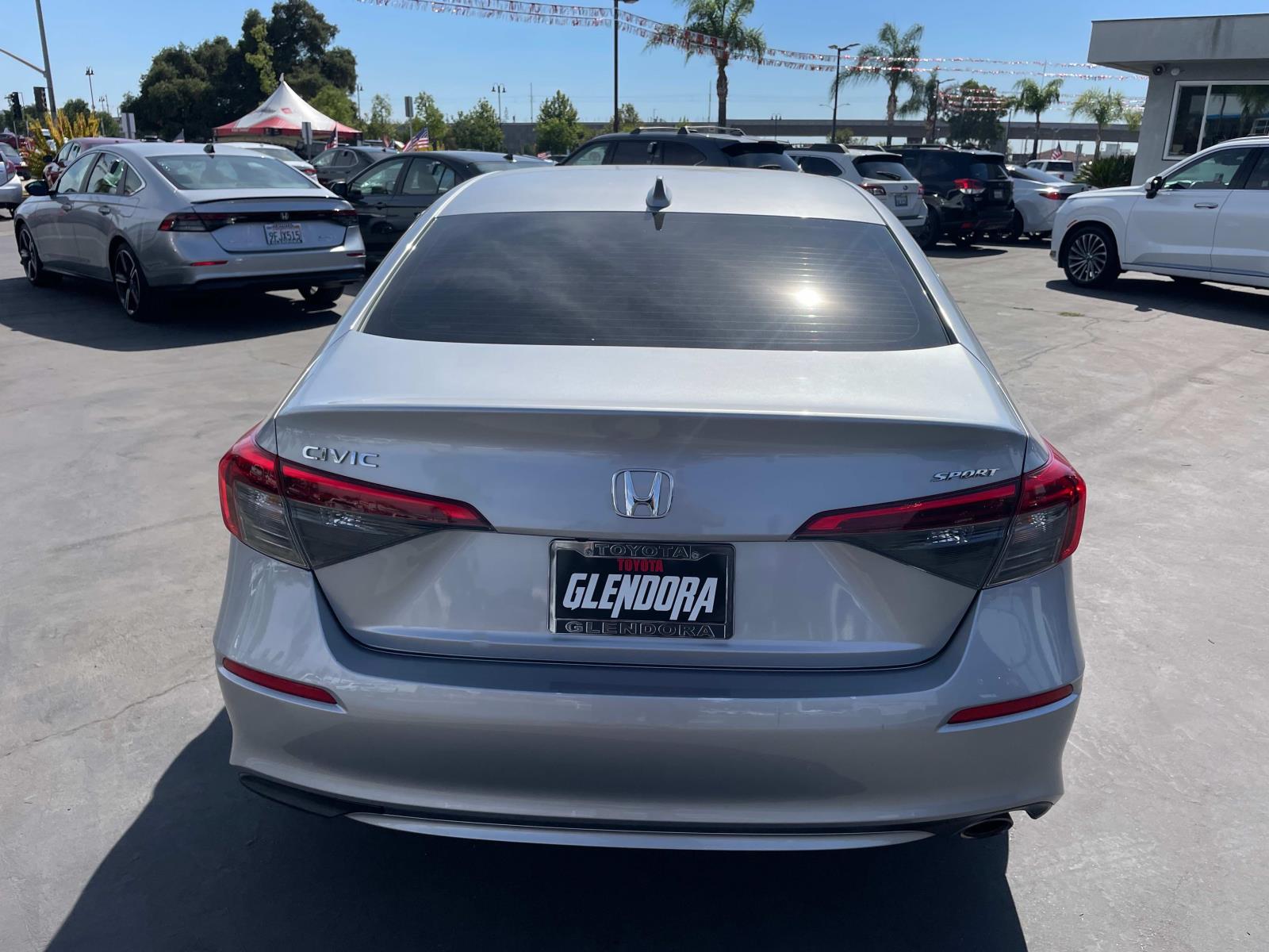 2022 Honda Civic Sport photo 5