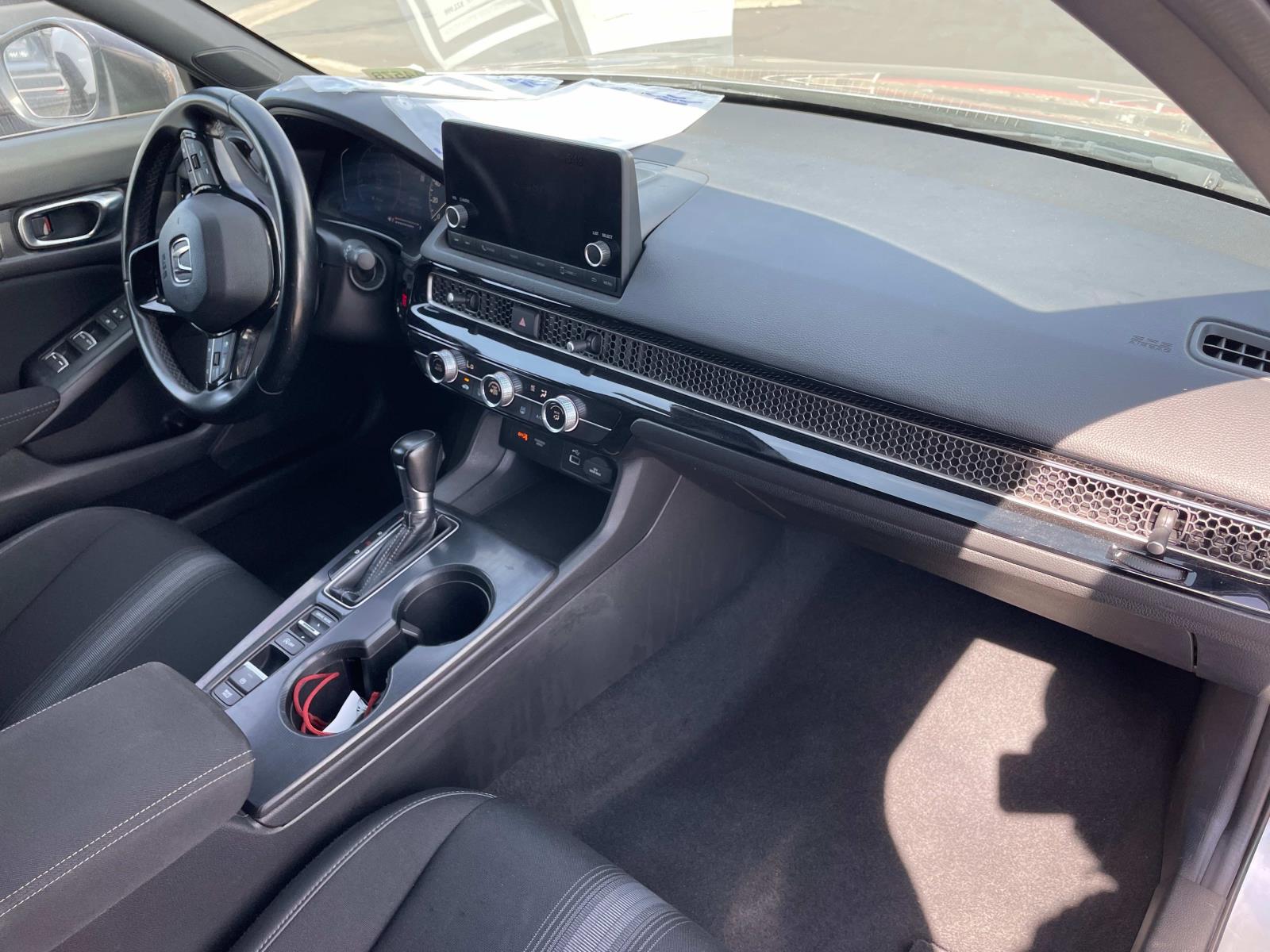 2022 Honda Civic Sport photo 27
