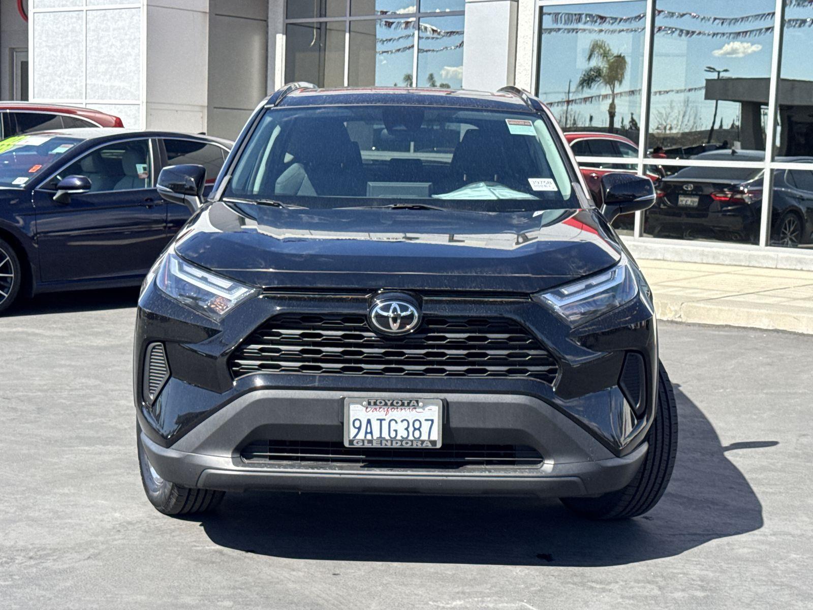 Used 2022 Toyota RAV4 XLE with VIN 2T3W1RFV2NC181511 for sale in Glendora, CA