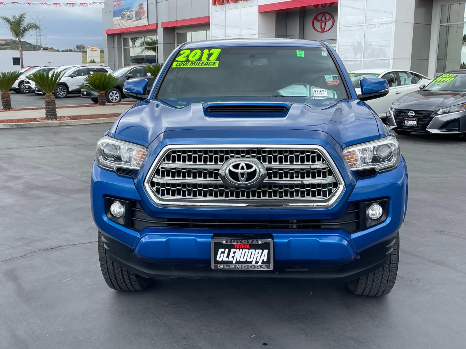 Used 2017 Toyota Tacoma TRD Sport with VIN 3TMBZ5DN5HM006368 for sale in Glendora, CA