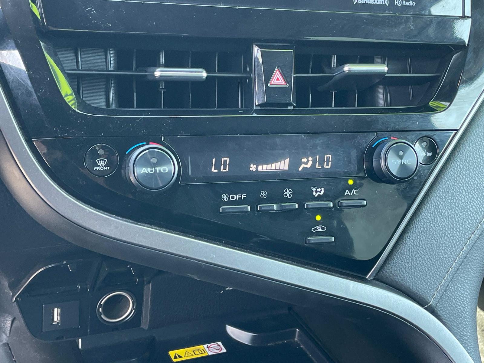2023 Toyota Camry XSE photo 14