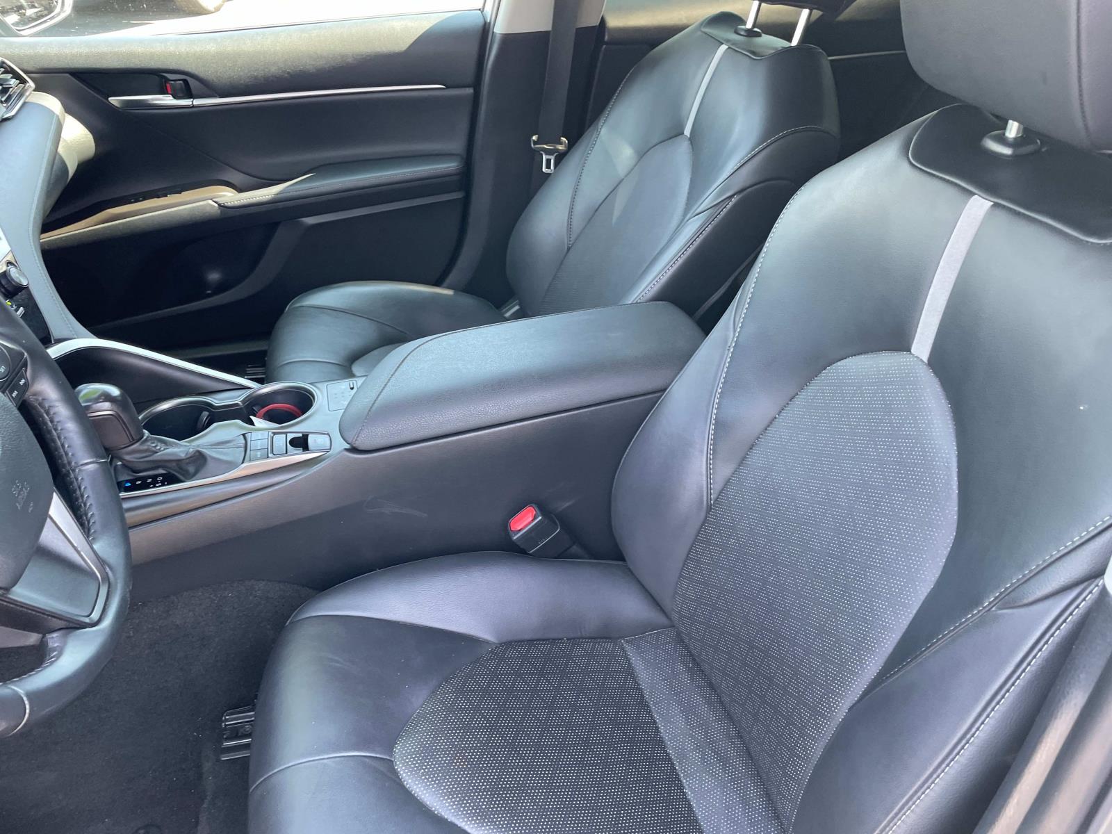 2023 Toyota Camry XSE photo 18